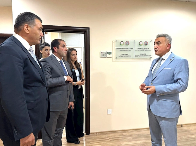 Vəkillərin İntizam Komissiyasının yeni ofisinin açılışı olub — FOTOLAR Vəkillərin İntizam Komissiyasının yeni ofisinin açılışı olub — FOTOLAR