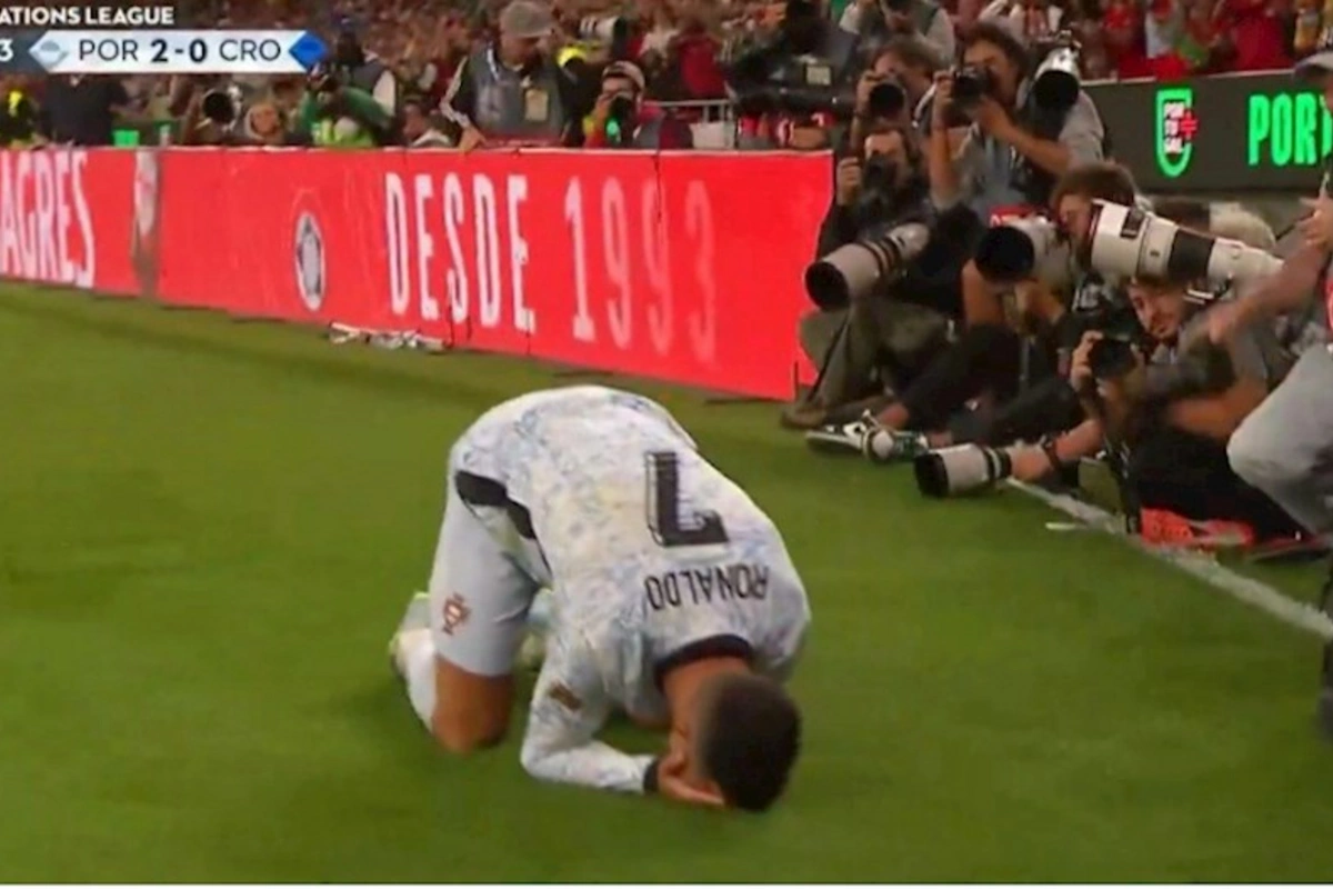 Ronaldo 900-cü qolunu vurdu — VİDEO