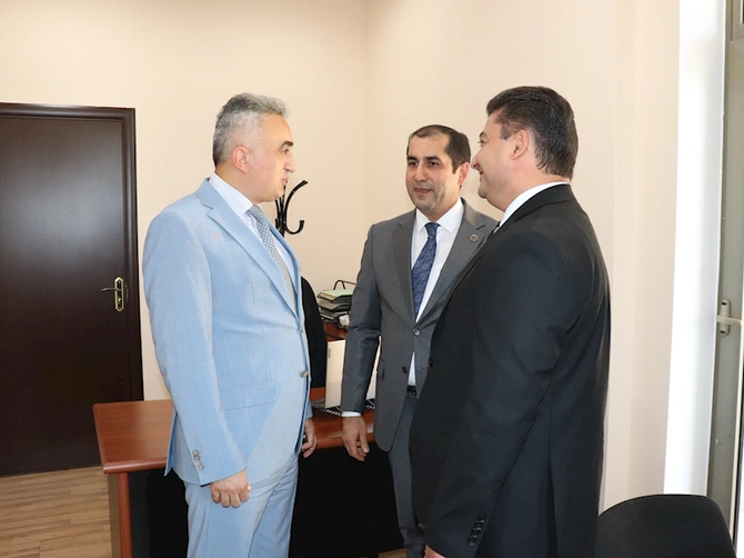 Vəkillərin İntizam Komissiyasının yeni ofisinin açılışı olub — FOTOLAR Vəkillərin İntizam Komissiyasının yeni ofisinin açılışı olub — FOTOLAR