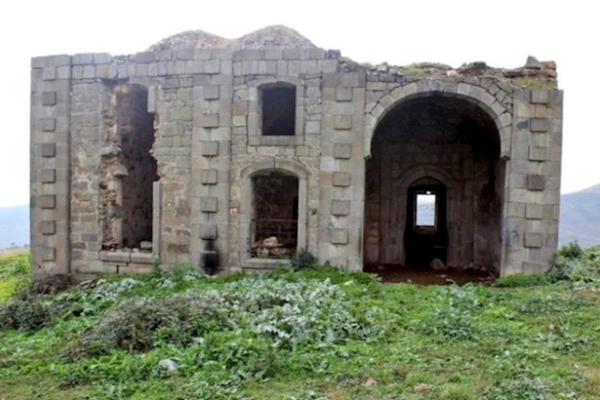 Füzulidəki Qoçəhmədli məscidinin bərpasına başlanılır