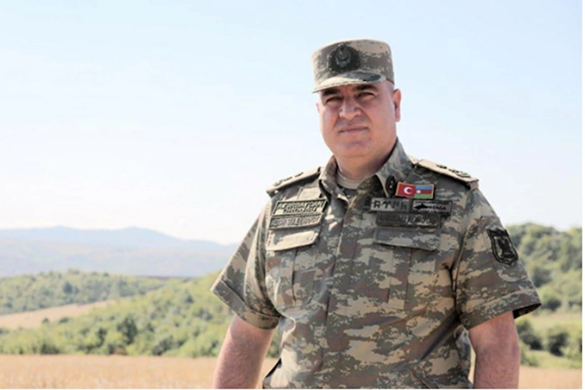 Saxlanılan məmur polkovnik-leytenant imiş