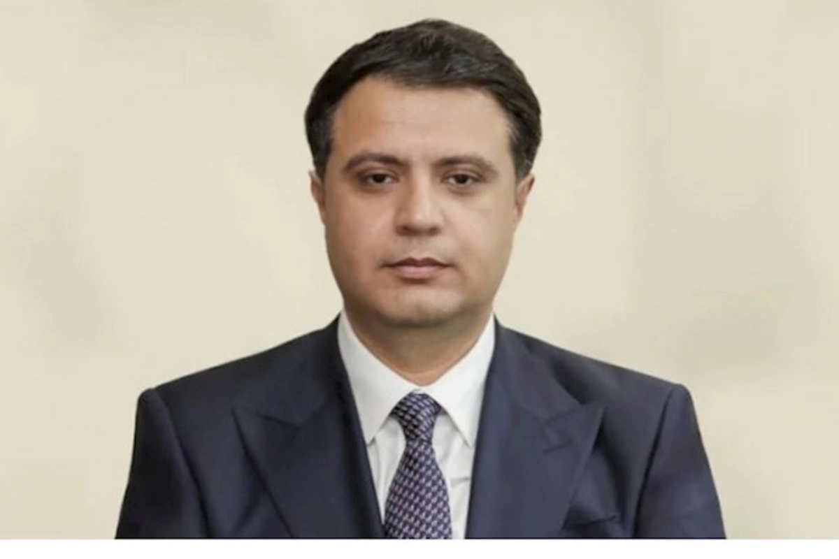Sadiq Əliyev müdiri işdən çıxardı