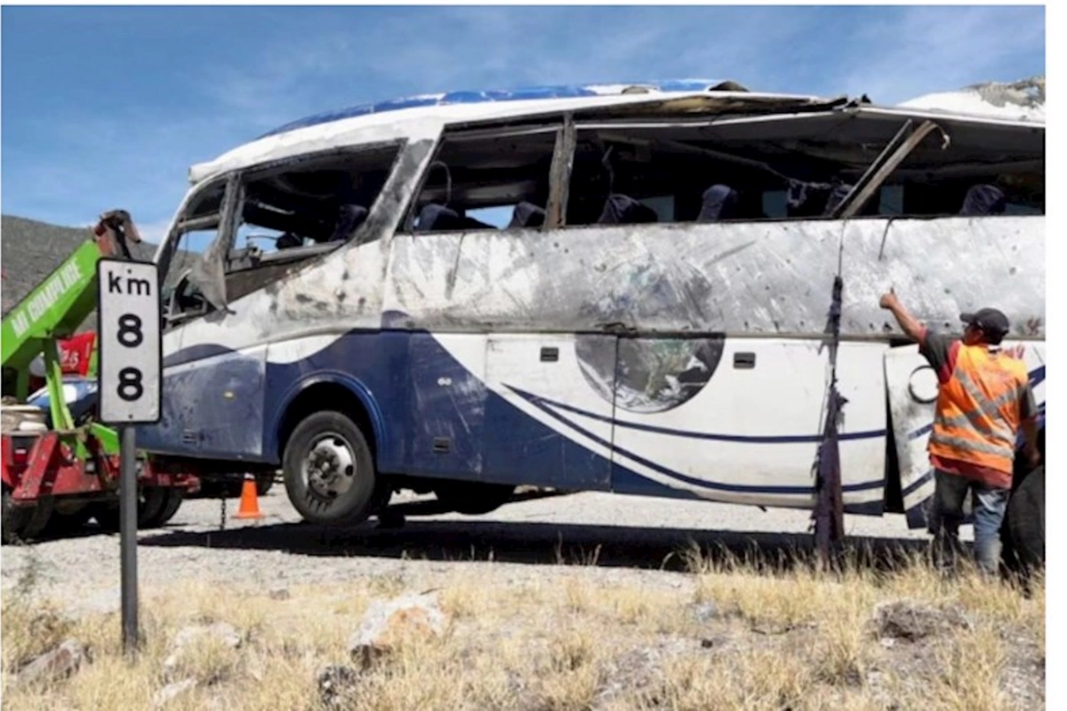 İranda avtobus qəzaya uğradı: 55 nəfər xəsarət alıb