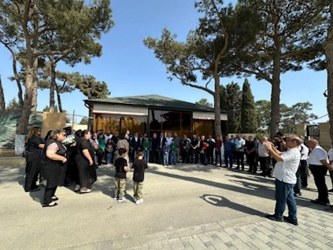 Vətən Müharibəsi Qəhrəmanı Adil İbrahimlinin mövludu keçrilib — FOTOLAR Vətən Müharibəsi Qəhrəmanı Adil İbrahimlinin mövludu keçrilib — FOTOLAR