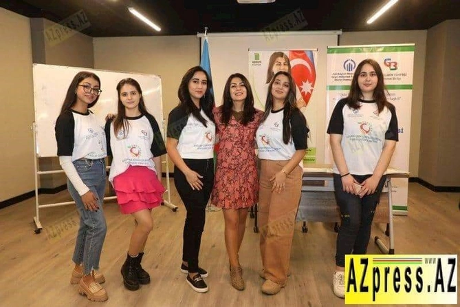 Sağlam Qida Könüllülərinin 2-ci Maarifçilik Məktəbi keçirildi — FOTOLAR