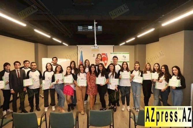Sağlam Qida Könüllülərinin 2-ci Maarifçilik Məktəbi keçirildi — FOTOLAR