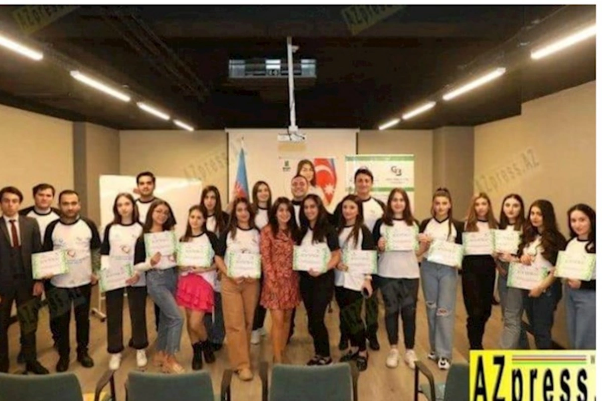 Sağlam Qida Könüllülərinin 2-ci Maarifçilik Məktəbi keçirildi — FOTOLAR