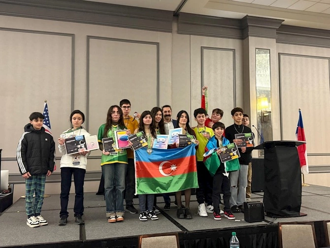 Azərbaycanlı şagird Mətanət Mustafayeva ABŞ-də keçirilən olimpiadada qızıl medal qazanıb — FOTOLAR (VİDEO) Azərbaycanlı şagird Mətanət Mustafayeva ABŞ-də keçirilən olimpiadada qızıl medal qazanıb — FOTOLAR (VİDEO)