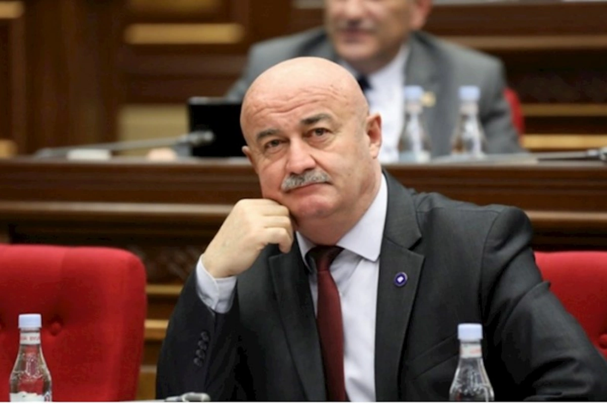 Erməni deputat: Paşinyan yaxın aylarda istefa verəcək