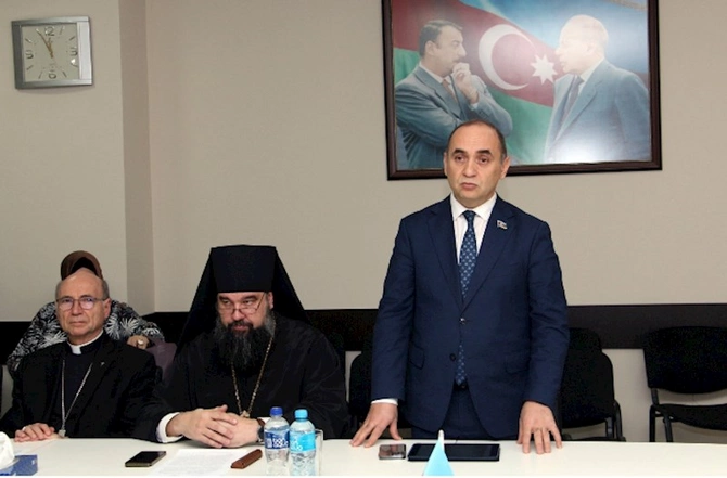 Multikulturalizm Mərkəzində 20 Yanvar faciəsi anıldı — FOTOLAR Multikulturalizm Mərkəzində 20 Yanvar faciəsi anıldı — FOTOLAR
