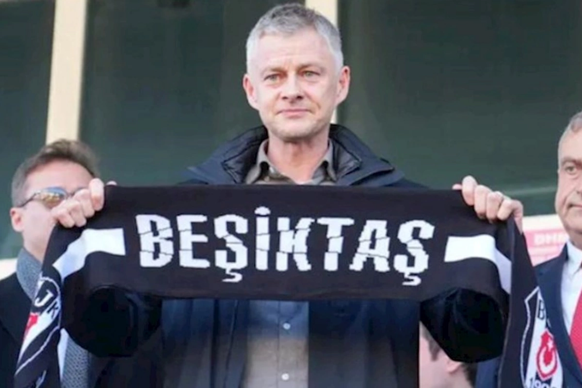 “Beşiktaş” yeni baş məşqçisi ilə müqavilə imzaladı