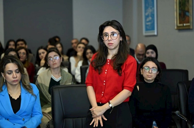 Mədəniyyət naziri işə qəbul olunmuş bir qrup müəllimlə görüşüb — FOTOLAR Mədəniyyət naziri işə qəbul olunmuş bir qrup müəllimlə görüşüb — FOTOLAR