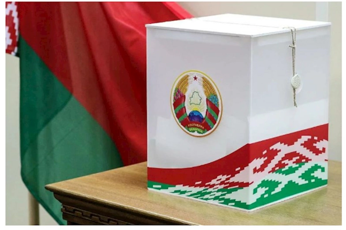 Belarusda prezident seçkiləri BAŞLADI