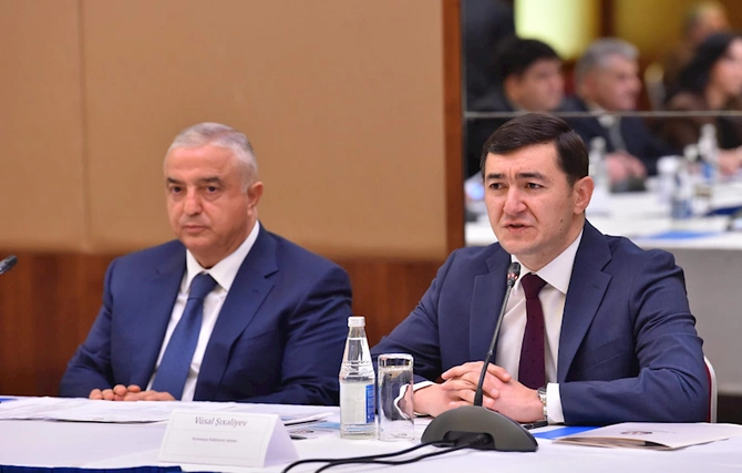 “Su şəbəkəsinə qoşulma” üzrə islahatların və yeni tariflərin təqdimatı keçirilib — FOTOLAR “Su şəbəkəsinə qoşulma” üzrə islahatların və yeni tariflərin təqdimatı keçirilib — FOTOLAR
