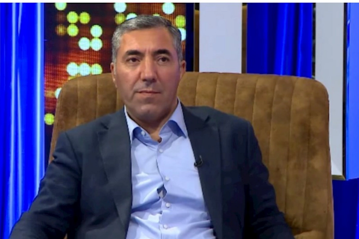 Ailəmdən ayrı qalıram
