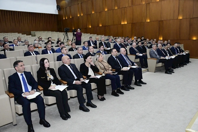 YAP Mərkəzi Aparatı bələdiyyə seçkiləri ilə bağlı proqramını təqdim edib — FOTOLAR