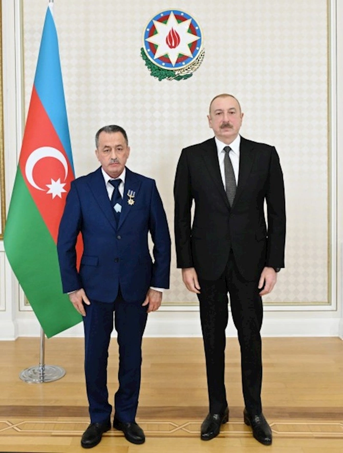 İlham Əliyev medal və ordenləri onlara təqdim etdi — FOTOLAR (YENİLƏNDİ)