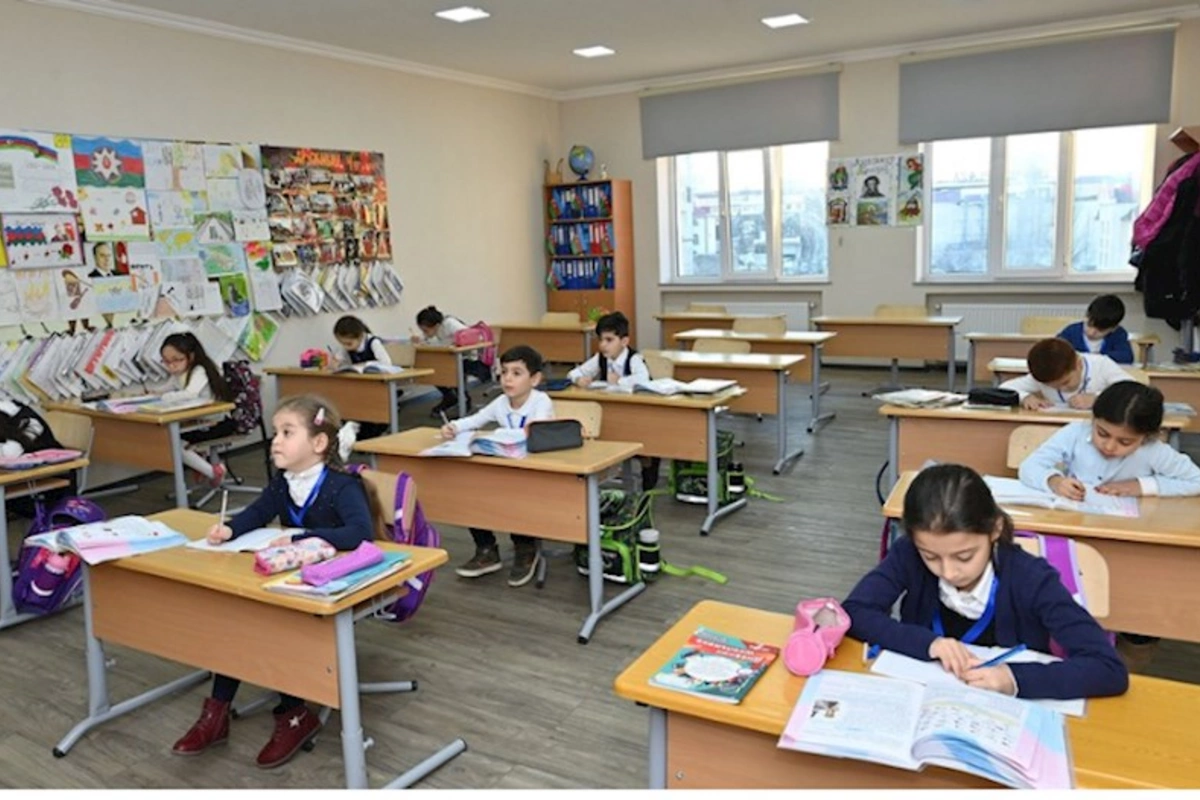 Azərbaycanda məktəblərin sayı azalıb — Agentlik səbəbini AÇIQLADI