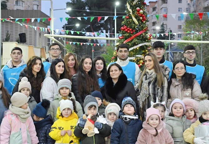 Leyla və Arzu Əliyevalar açılışa qatıldı — FOTOLAR