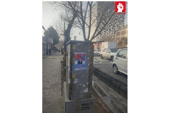 Təbrizlilər Amuliyə İlham Əliyev və Ərdoğanın plakatları ilə cavab verdi — FOTOLAR