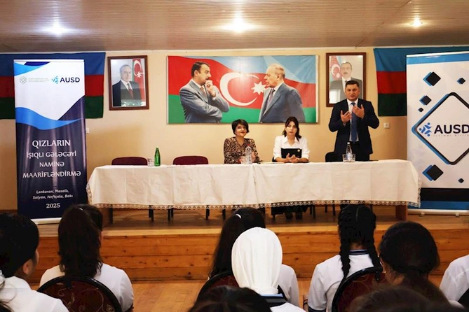 “Qızların işıqlı gələcəyi naminə maarifləndirmə” layihəsi çərçivəsində Masallıda tədbir keçirildi — FOTOLAR “Qızların işıqlı gələcəyi naminə maarifləndirmə” layihəsi çərçivəsində Masallıda tədbir keçirildi — FOTOLAR
