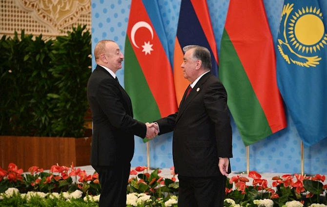 Prezident MDB Dövlət Başçıları Şurasının geniş tərkibdə iclasında iştirak etdi — FOTOLAR (YENİLƏNİB) Prezident MDB Dövlət Başçıları Şurasının geniş tərkibdə iclasında iştirak etdi — FOTOLAR (YENİLƏNİB)