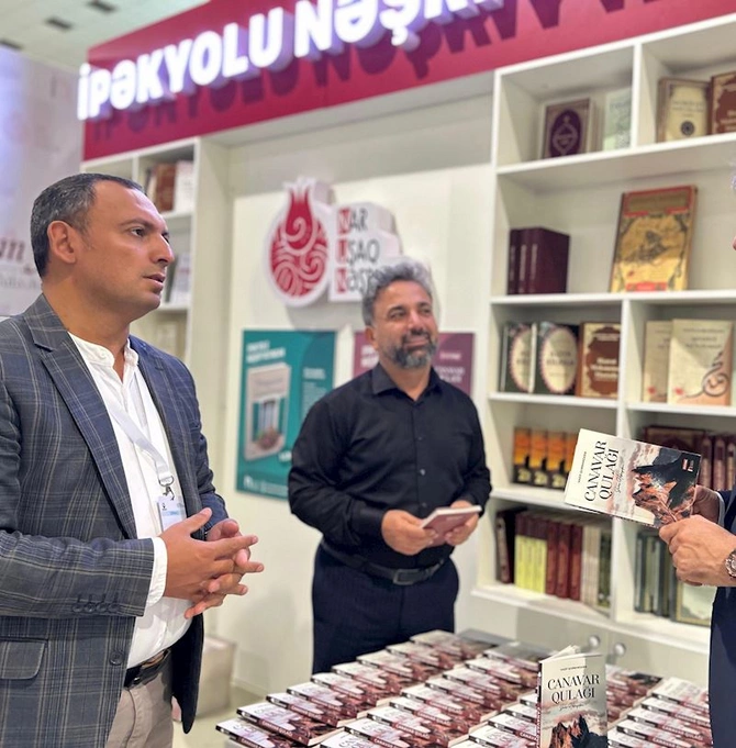 Bir kitab, bir döyüş, bir təsadüf — “Canavar qulağı”nın möcüzəsi (FOTOLAR) Bir kitab, bir döyüş, bir təsadüf — “Canavar qulağı”nın möcüzəsi (FOTOLAR)