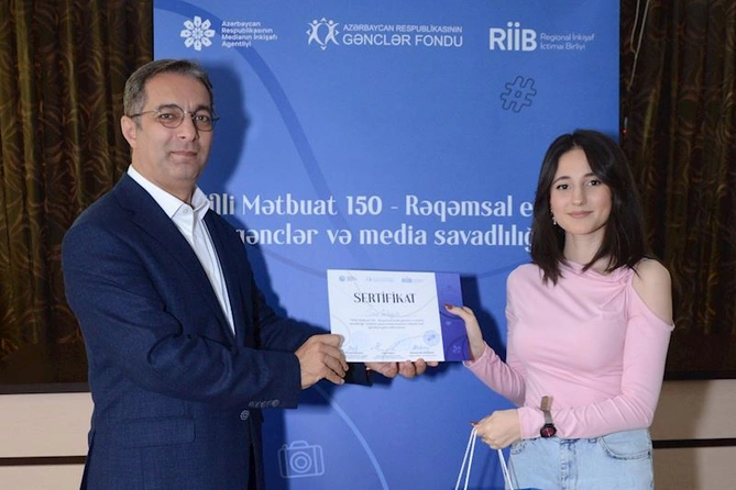 Sabirabad və Ağcabədidə Milli Mətbuat 150 illi ilə bağlı gənclərlə görüş keçirildi — FOTOLAR