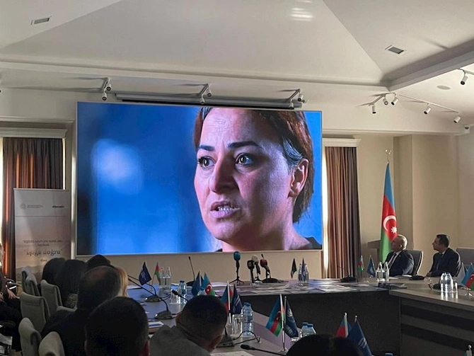 İşığa doğru filminin təqdimatı oldu — FOTOLAR İşığa doğru filminin təqdimatı oldu — FOTOLAR