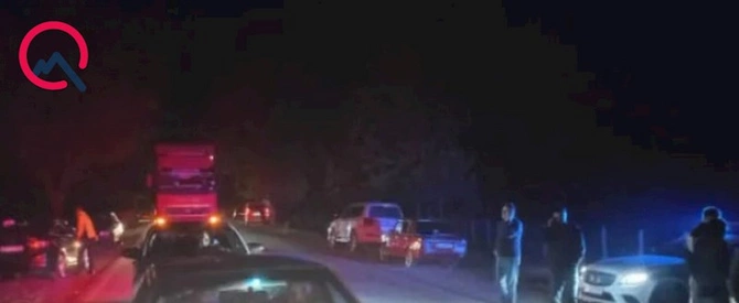 Toydan sərnişin gətirən avtobus mikroavtobusla toqquşdu: Yaralılar var — FOTO