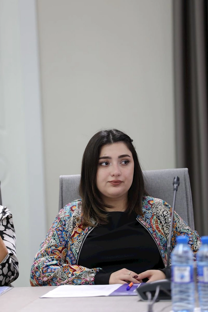 İşığa doğru filminin təqdimatı oldu — FOTOLAR İşığa doğru filminin təqdimatı oldu — FOTOLAR