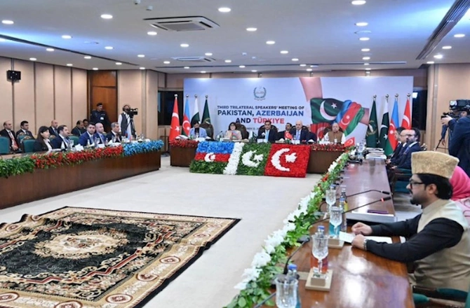 Azərbaycan-Pakistan-Türkiyə parlament sədrlərinin üçüncü üçtərəfli görüşü başlayıb — FOTO Azərbaycan-Pakistan-Türkiyə parlament sədrlərinin üçüncü üçtərəfli görüşü başlayıb — FOTO