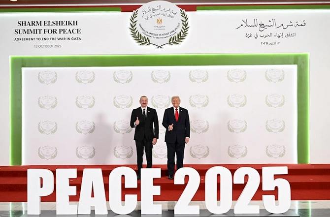 Prezidentin Trampla görüşündən FOTOLAR