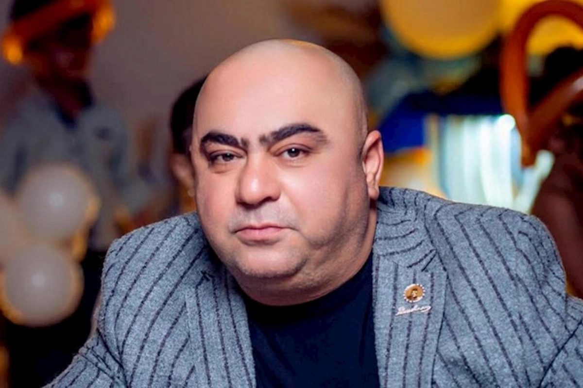 Tanınmış iş adamı ev dustaqlığına buraxıldı