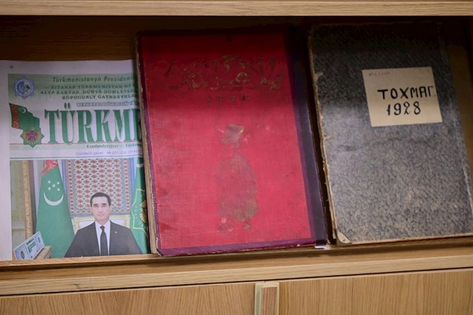 Azərbaycan Milli Kitabxanasında “Türkmənistan ədəbiyyatı guşəsi”nin açılışı olub — FOTOLAR Azərbaycan Milli Kitabxanasında “Türkmənistan ədəbiyyatı guşəsi”nin açılışı olub — FOTOLAR