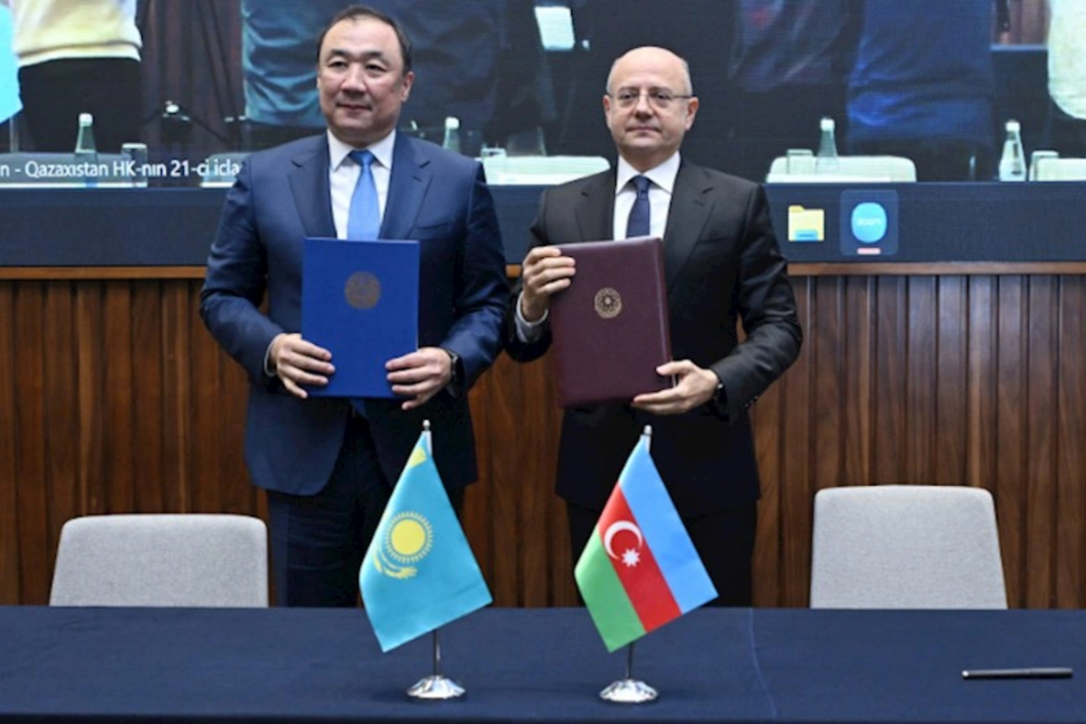 Azərbaycan və Qazaxıstan arasında ticarət-iqtisadi əməkdaşlığı üzrə Protokol imzalandı — FOTO