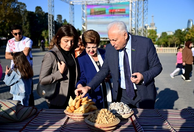 Dənizkənarı Milli Parkda Türkmənistanın mətbəx mədəniyyətinin təqdimatı olub — FOTOLAR