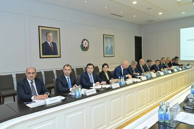 “Təhsil” üzrə Alt İşçi Qrupu elm və təhsil hədəflərini müzakirə edib — FOTOLAR “Təhsil” üzrə Alt İşçi Qrupu elm və təhsil hədəflərini müzakirə edib — FOTOLAR