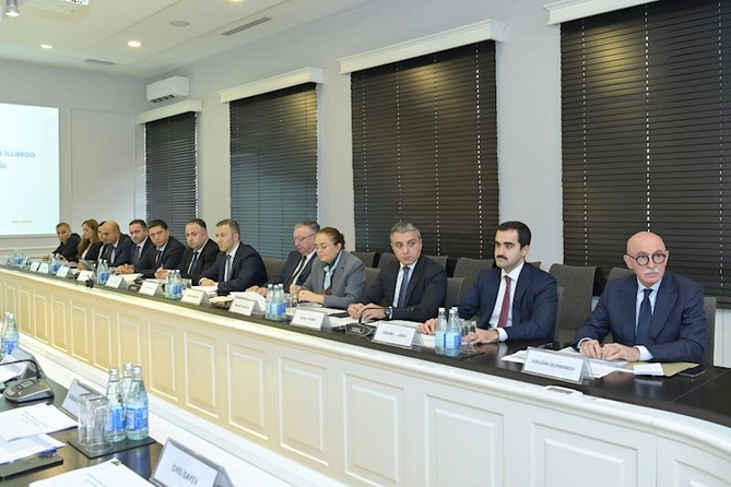 “Təhsil” üzrə Alt İşçi Qrupu elm və təhsil hədəflərini müzakirə edib — FOTOLAR “Təhsil” üzrə Alt İşçi Qrupu elm və təhsil hədəflərini müzakirə edib — FOTOLAR
