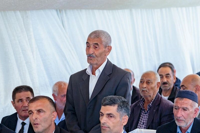 İcra başçısı səyyar qəbul keçirdi — FOTOLAR