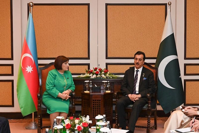 Sahibə Qafarova Pakistan Senatının sədri ilə görüşdü — FOTOLAR Sahibə Qafarova Pakistan Senatının sədri ilə görüşdü — FOTOLAR