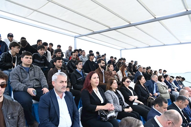 “Azərişığ”ın təşkil etdiyi müsabiqə başa çatdı — FOTOLAR “Azərişığ”ın təşkil etdiyi müsabiqə başa çatdı — FOTOLAR