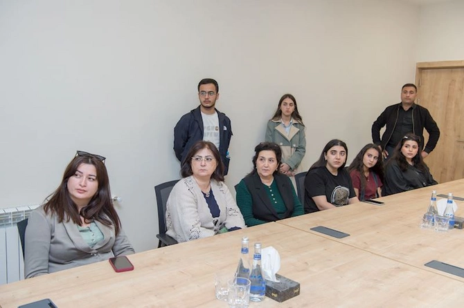 Tələbələr Pirşağı Tullantı Sutəmizləyici Qurğular Kompleksində — FOTOLAR Tələbələr Pirşağı Tullantı Sutəmizləyici Qurğular Kompleksində — FOTOLAR