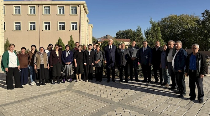 Milli Məclisin deputatı Vüqar Rəhimzadə Ordubadda seçiciləri ilə növbəti görüşünü keçirib — FOTOLAR