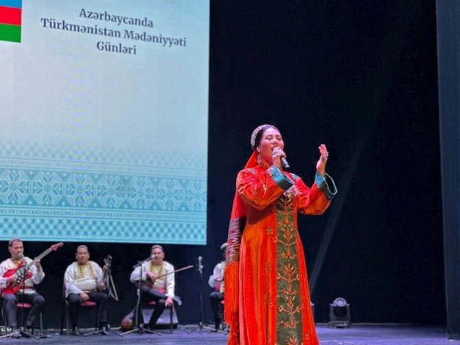 Türkmənistan Mədəniyyəti Günləri Gəncədə konsert proqramı ilə başa çatıb — FOTOLAR
