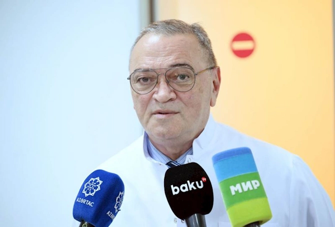 Azərbaycan və Çin həkimləri tarixi əməliyyat keçiriblər — FOTOLAR Azərbaycan və Çin həkimləri tarixi əməliyyat keçiriblər — FOTOLAR