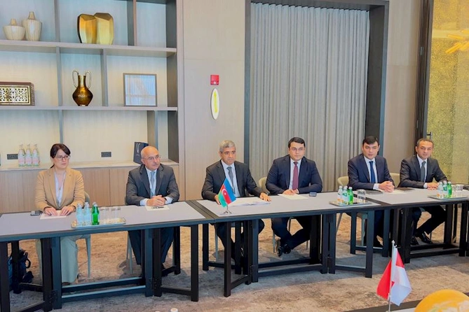 İndoneziya və Qətərlə əməkdaşlıq məsələləri müzakirə olundu — FOTOLAR İndoneziya və Qətərlə əməkdaşlıq məsələləri müzakirə olundu — FOTOLAR