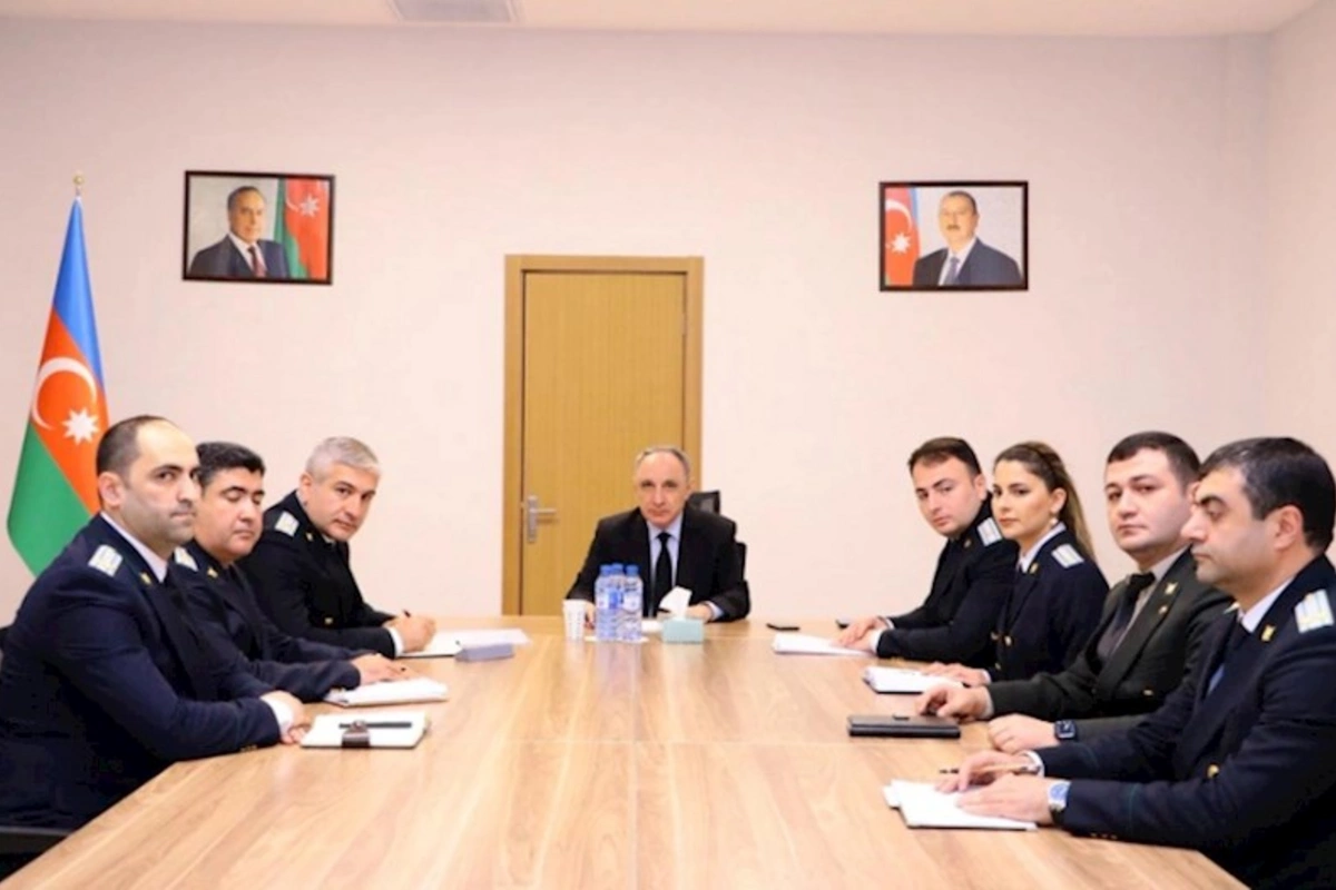 Baş prokuror Gəncədə vətəndaşları qəbul edib — FOTOLAR