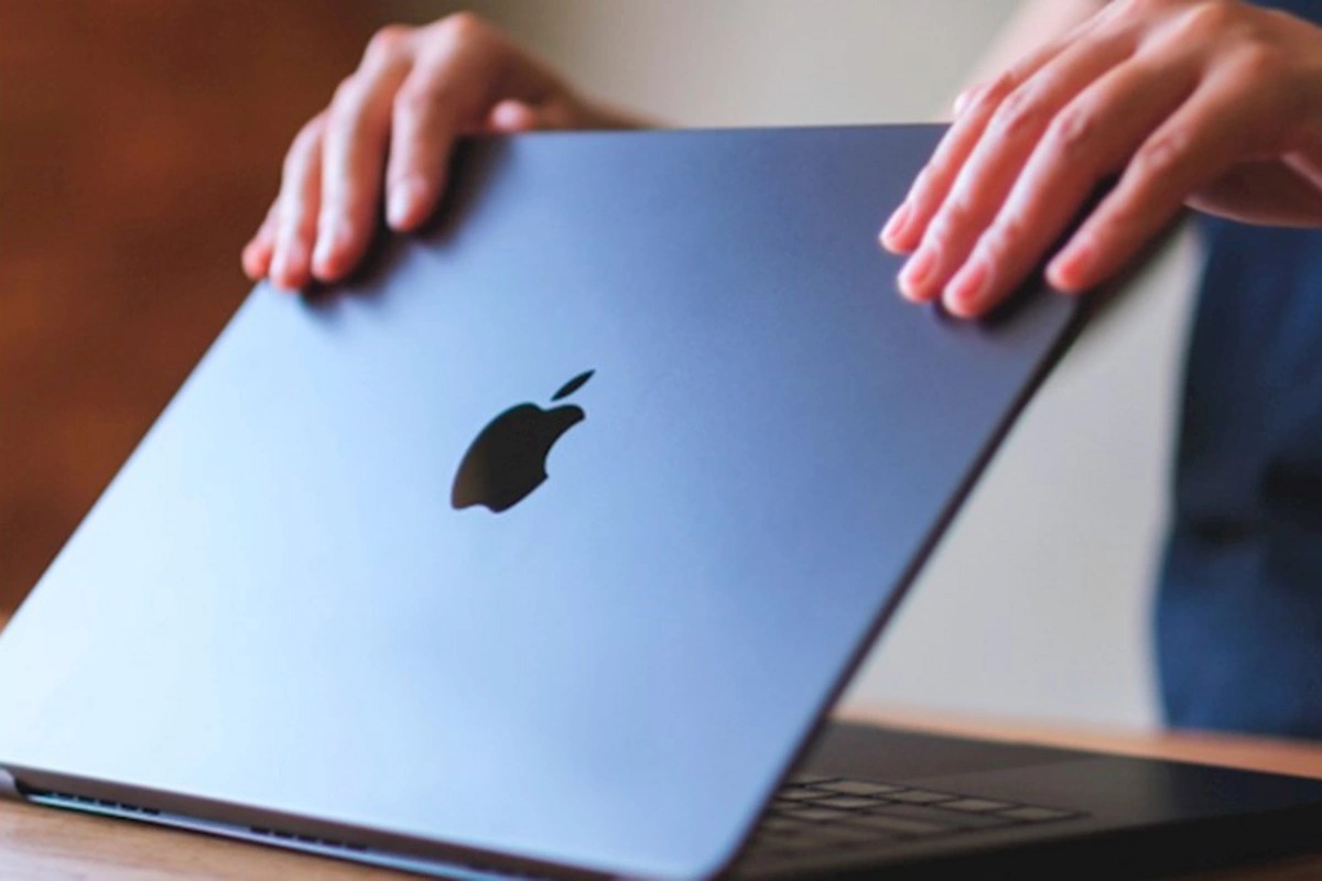 “Apple” sensor ekranlı noutbuk buraxacaq
