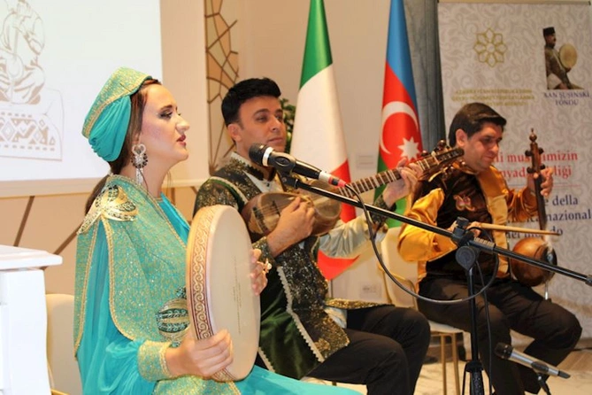 Romada muğam konserti — FOTOLAR